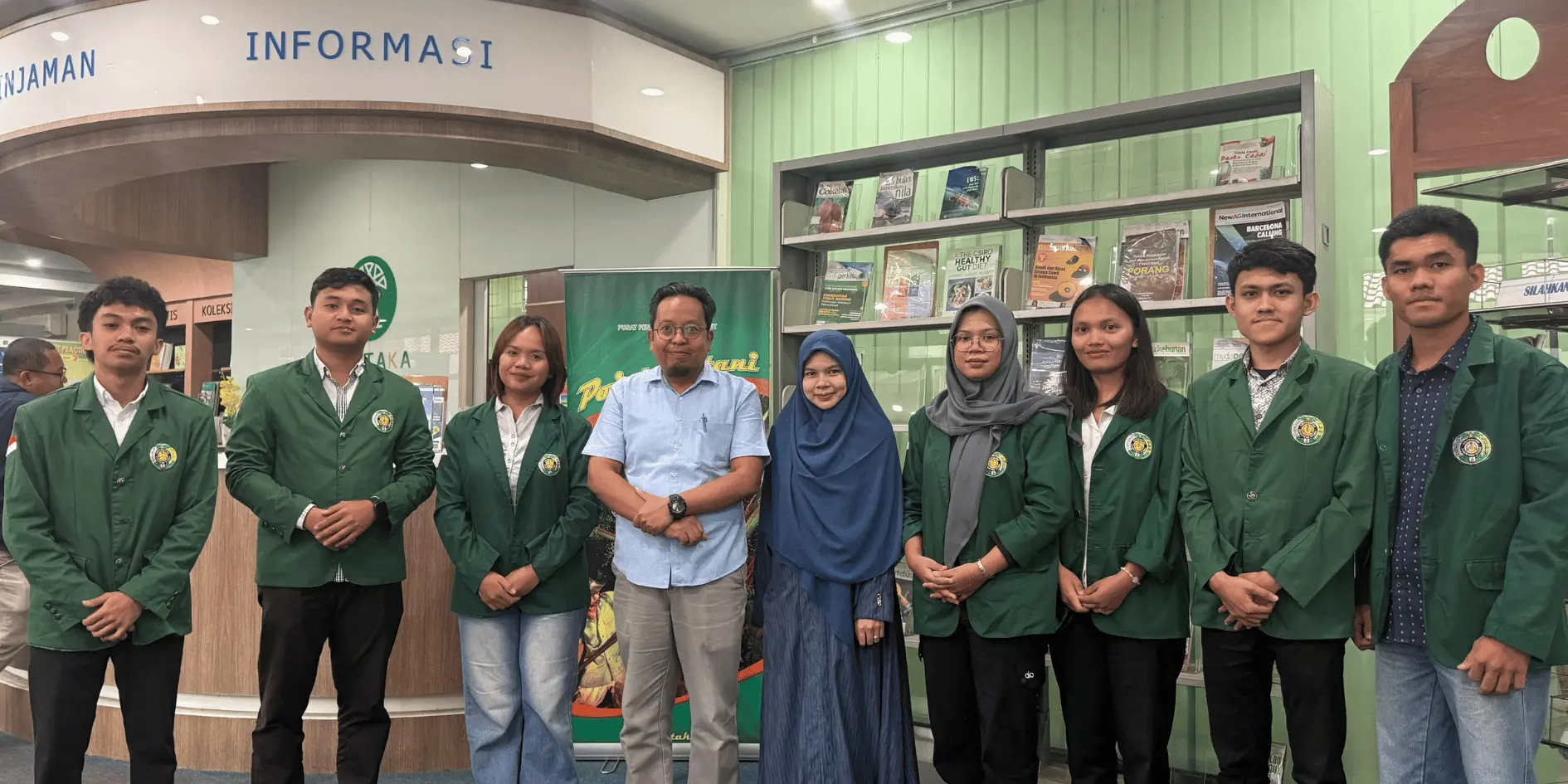 Field Experience through PLPS at PPKS Enriches Learning for Agrotechnology Students of the Faculty of Agriculture USU